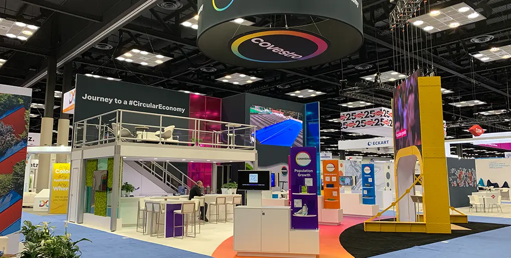 Custom display exhibit